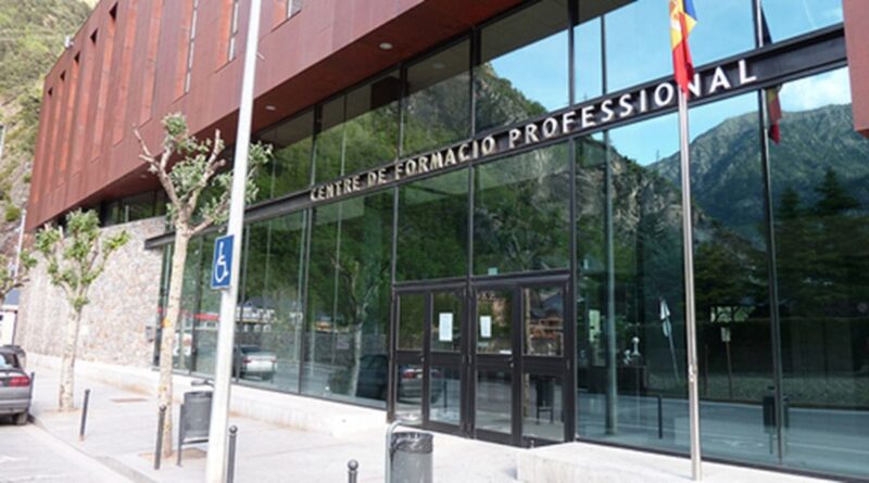DPI Operador Informàtic i Assistent d'Atenció a l'Usuari en TIC - CFP d'Aixovall