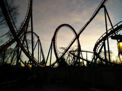 Sortida a PortAventura — Espai Jovent Escaldes, Tots Sants 2026
